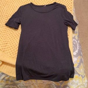 LULULEMON TOP
